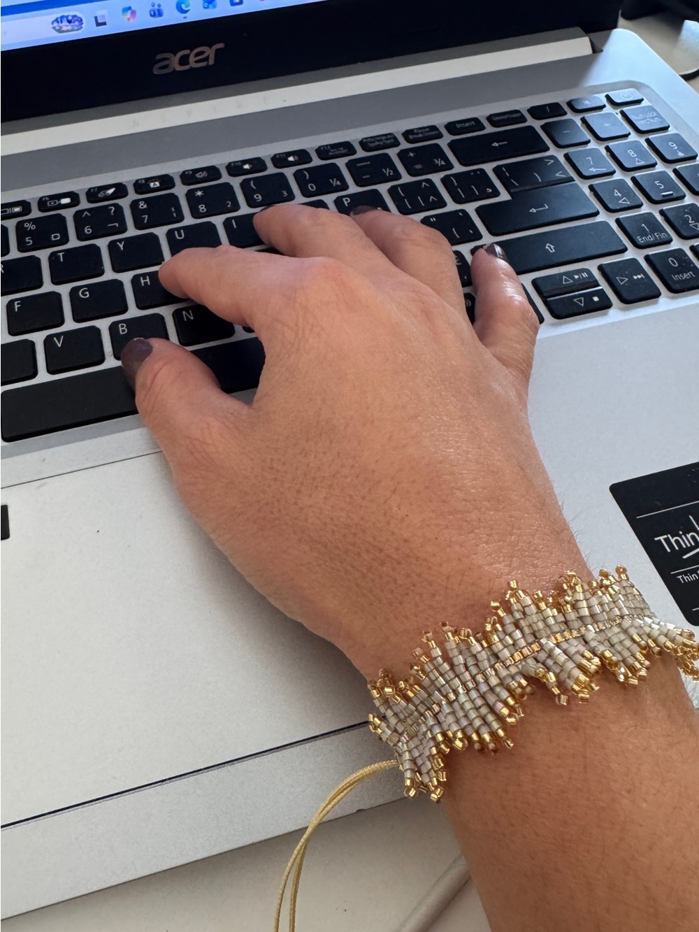 Beaded Gold & White Wave Bracelet - Elegant Women's Bracelet